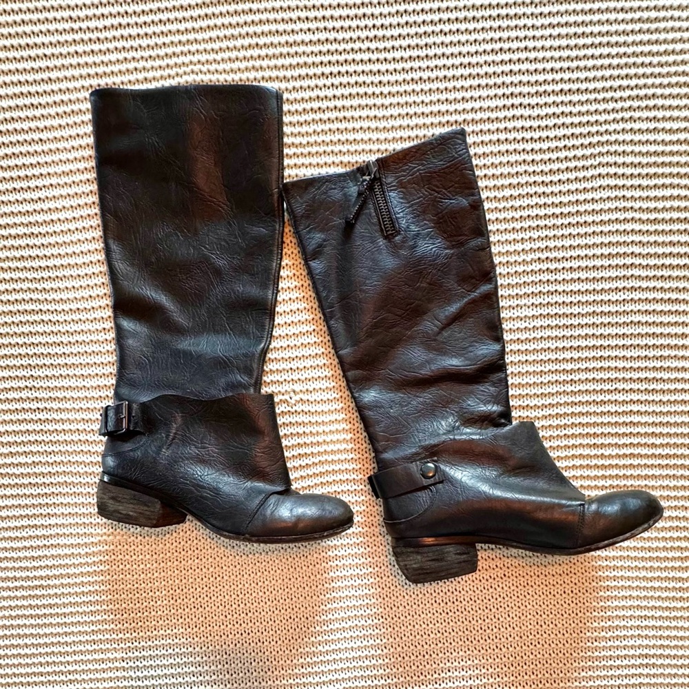 Modern Vintage Vero Cuoio Black Leather Heeled Boots Size 37.5